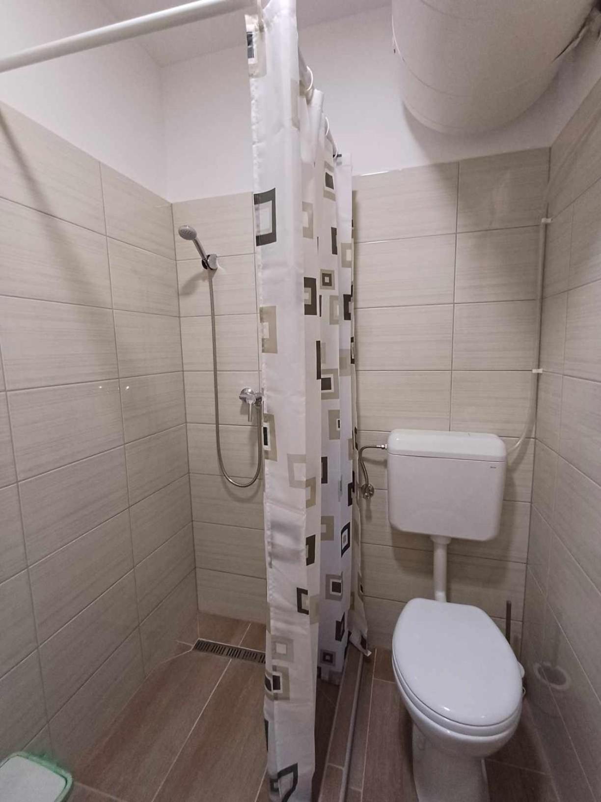 Mini Zoo Apartman 나지카니자 외부 사진